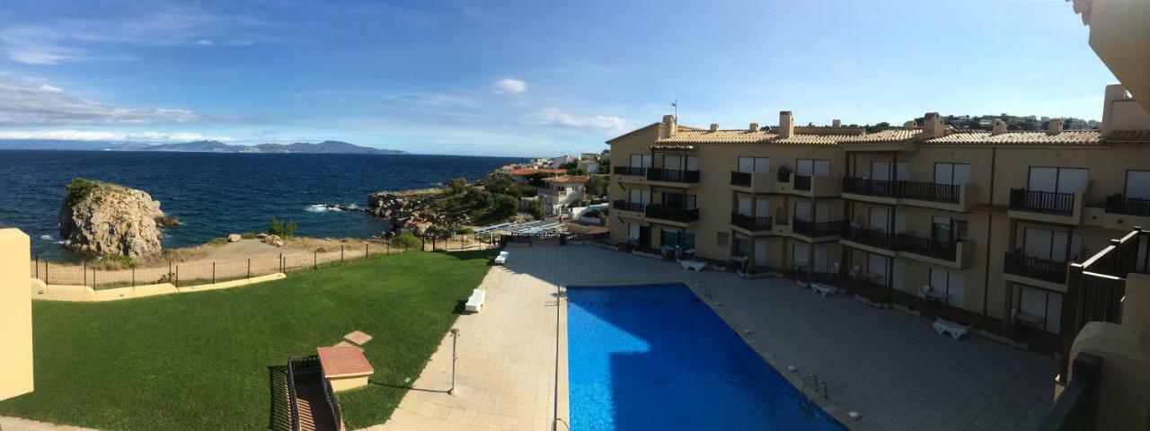 Apartamento L' Escala Exterior foto